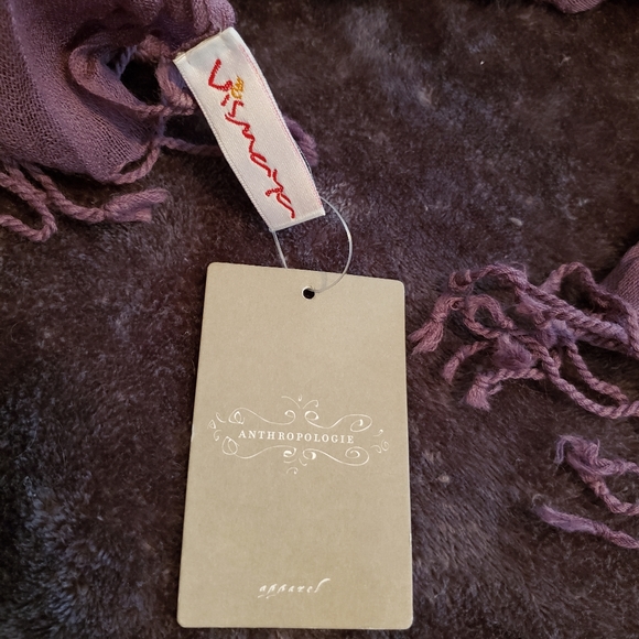 Scarf - Picture 3 of 4